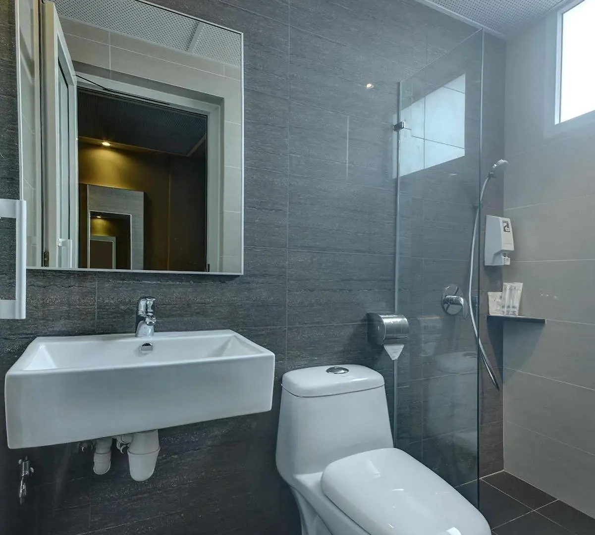 Hotel Ibis Budget Singapore Crystal