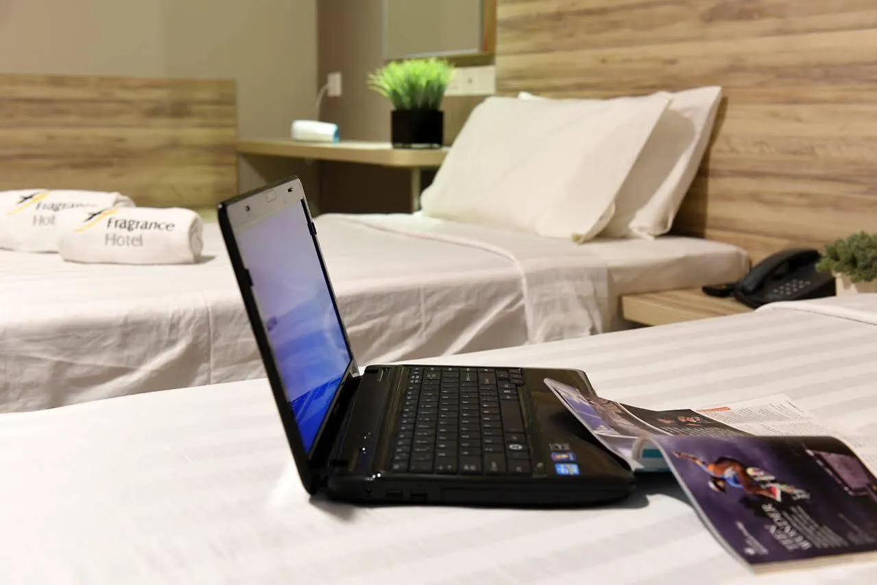 Ibis Budget Singapore Crystal