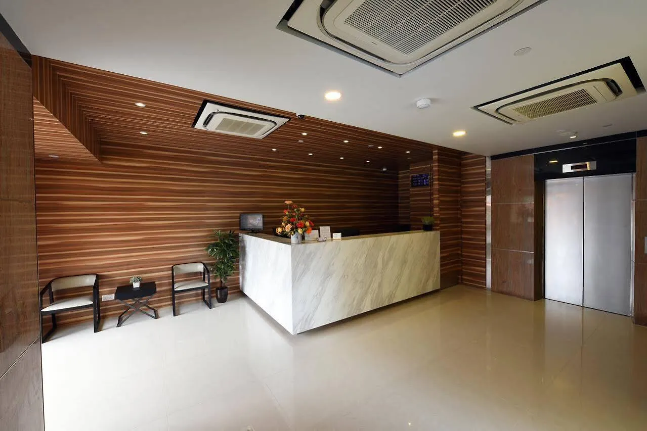 ** Hotel Ibis Budget Singapore Crystal Singapore