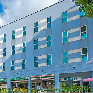 81 Kovan Singapore