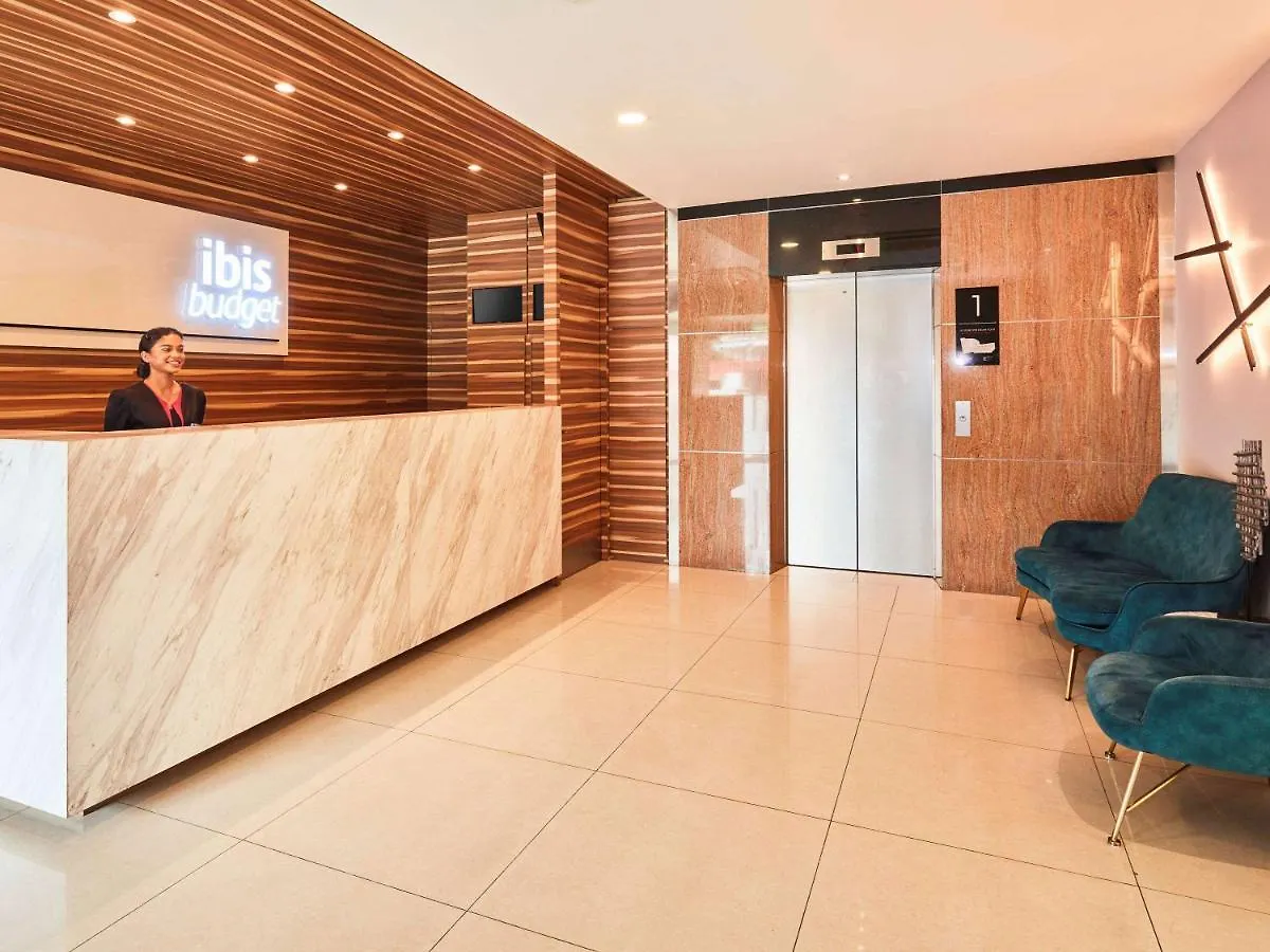 ** Hotel Ibis Budget Singapore Crystal Singapore