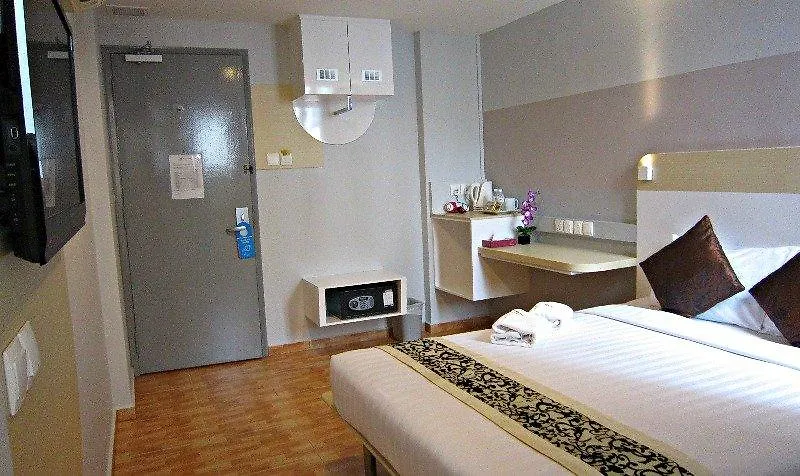 ** Hotel Ibis Budget Singapore Crystal Singapore